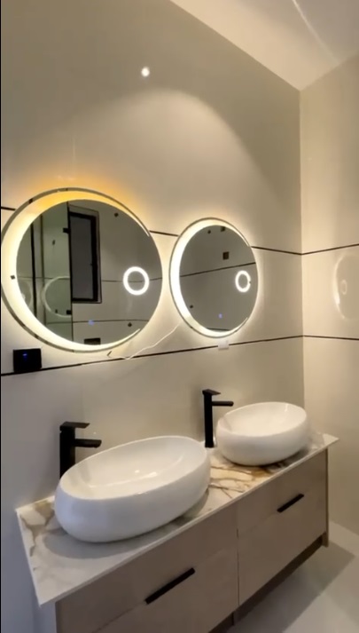 Luxury 5 bedroom fully detached duplex