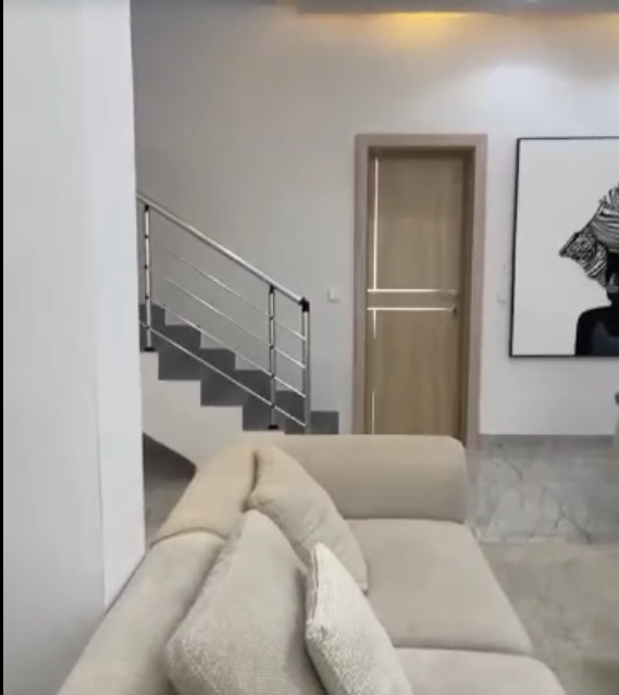 LUXURY 4-BEDROOM TERRACE IN PERIWINKLE LIFESTYLE ESTATE,????LEKKI PHASE 1
