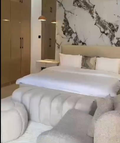 4 Bed terrace duplex with PS5
