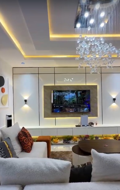 Brand New 3/4 Bedroom Self Compound Apartment with PS5 and Outdoor Lounge in Surulere